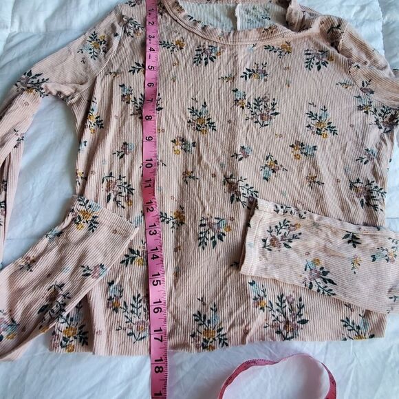 So Juniors Cropped Floral Ribbed Long Sleeve Top XS - Picture 3 of 6